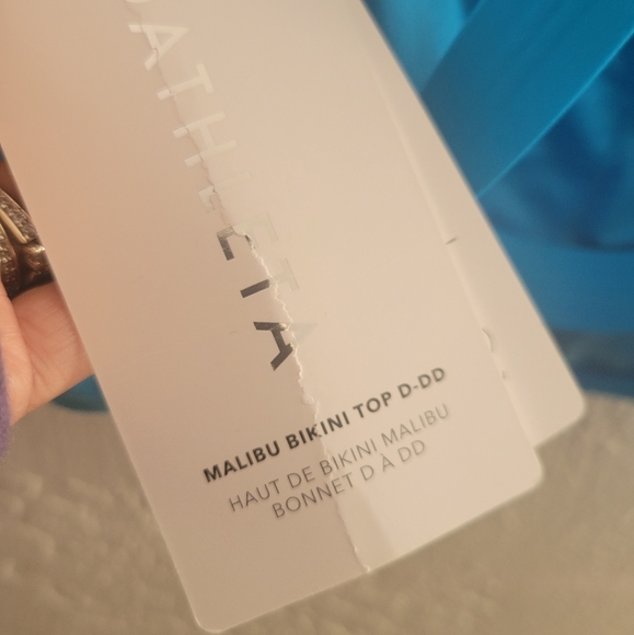 Athleta Malibu Bikini Top Small D-DD NWT - Picture 4 of 5